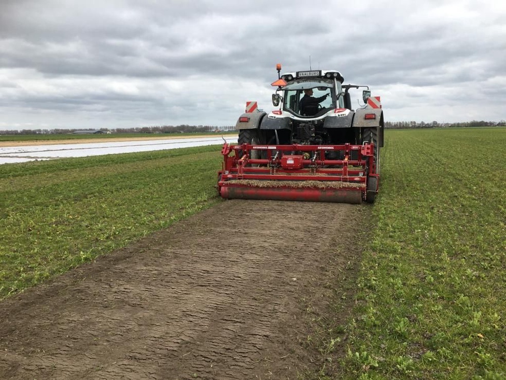Grond bewerken / zaaien GEOHOBEL ondiep grond bewerken
