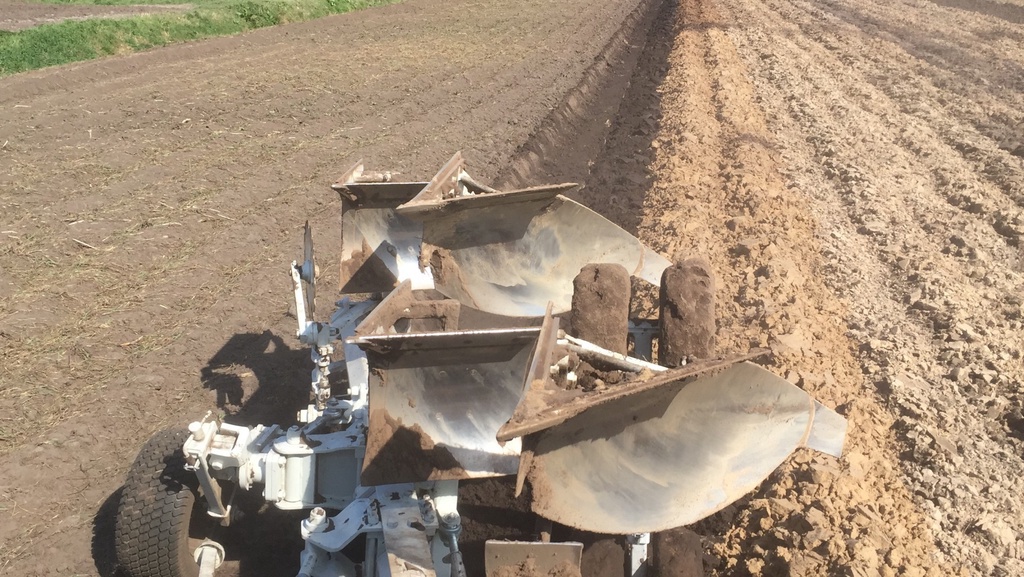 Kramer ERMO ploeg 2 fase tiger panter diepploeg