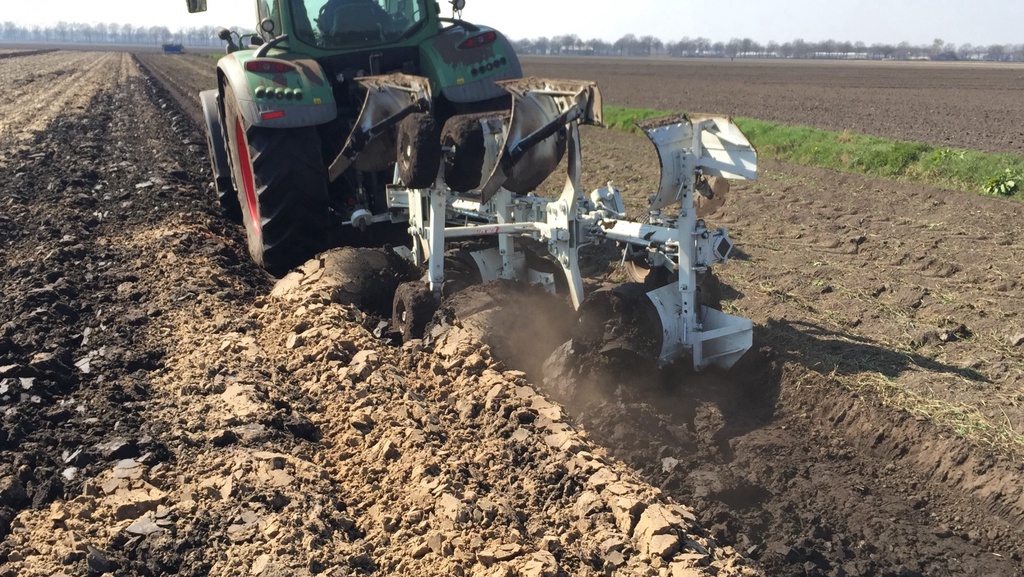 Kramer ERMO ploeg 2 fase tiger panter diepploeg