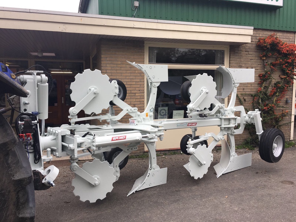 Kramer ERMO ploeg 2 fase tiger panter diepploeg