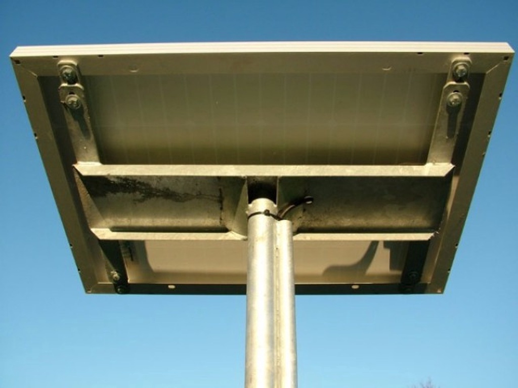 Waterbakken op zonne energie van 200 tot en met 90