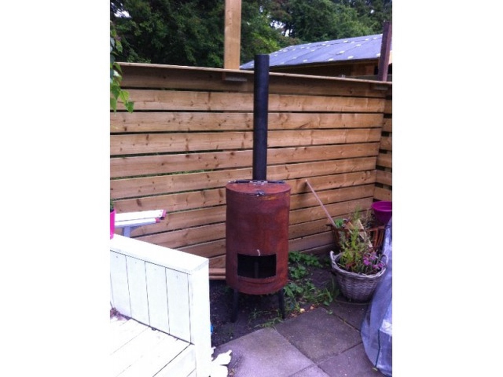 OLD METAL barkruk gemaakt van gebruikte metalen agrische onderdelen