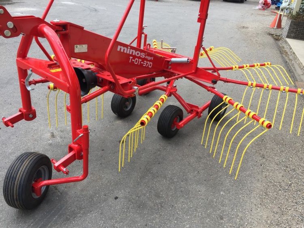 Diversen Nieuw Minos hark enkele en gedragen dubbele hark voor budget prijs 3.7 4.2 4.8 en 6.55 meter werkbreedte