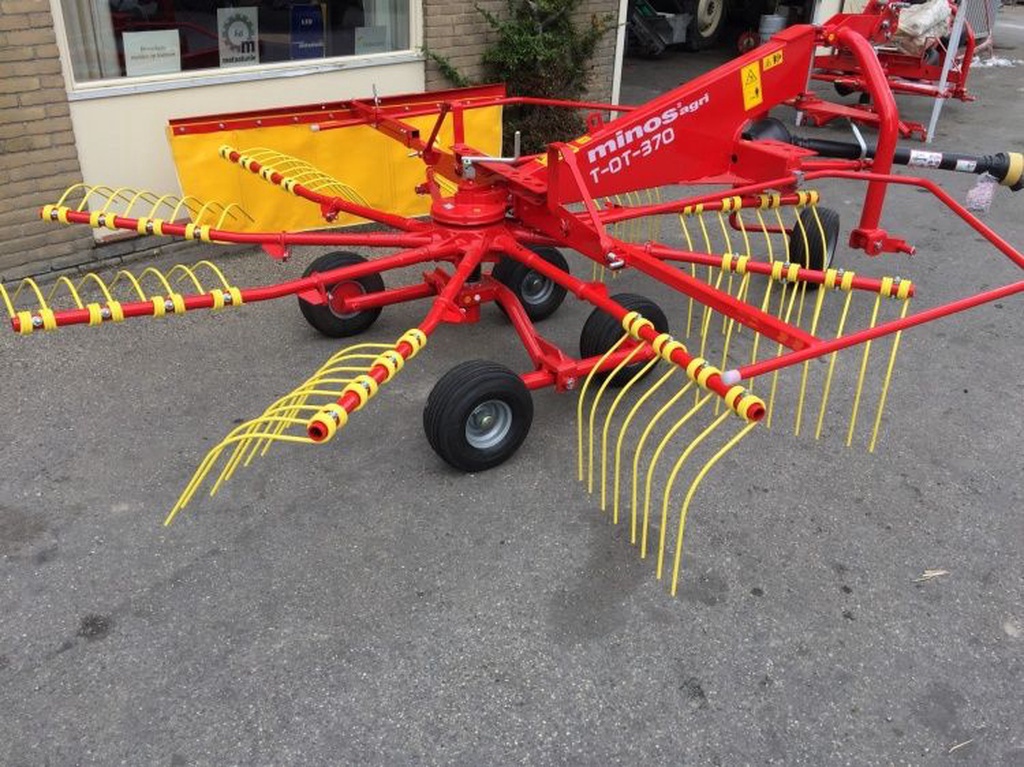 Diversen Nieuw Minos hark enkele en gedragen dubbele hark voor budget prijs 3.7 4.2 4.8 en 6.55 meter werkbreedte