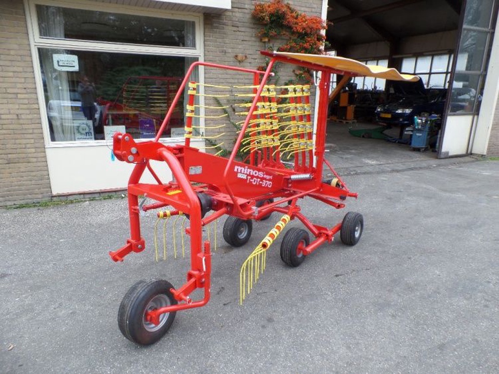 Diversen Nieuw Minos hark enkele en gedragen dubbele hark voor budget prijs 3.7 4.2 4.8 en 6.55 meter werkbreedte