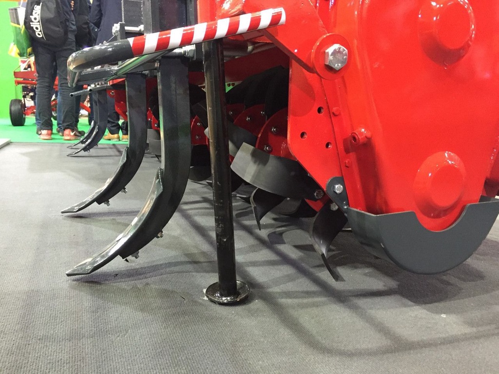 PTO MINOS frees tot 250 pk werkt op pto 540 en 1000 2.5 2.75 3 en 6 meter frees budget prijs