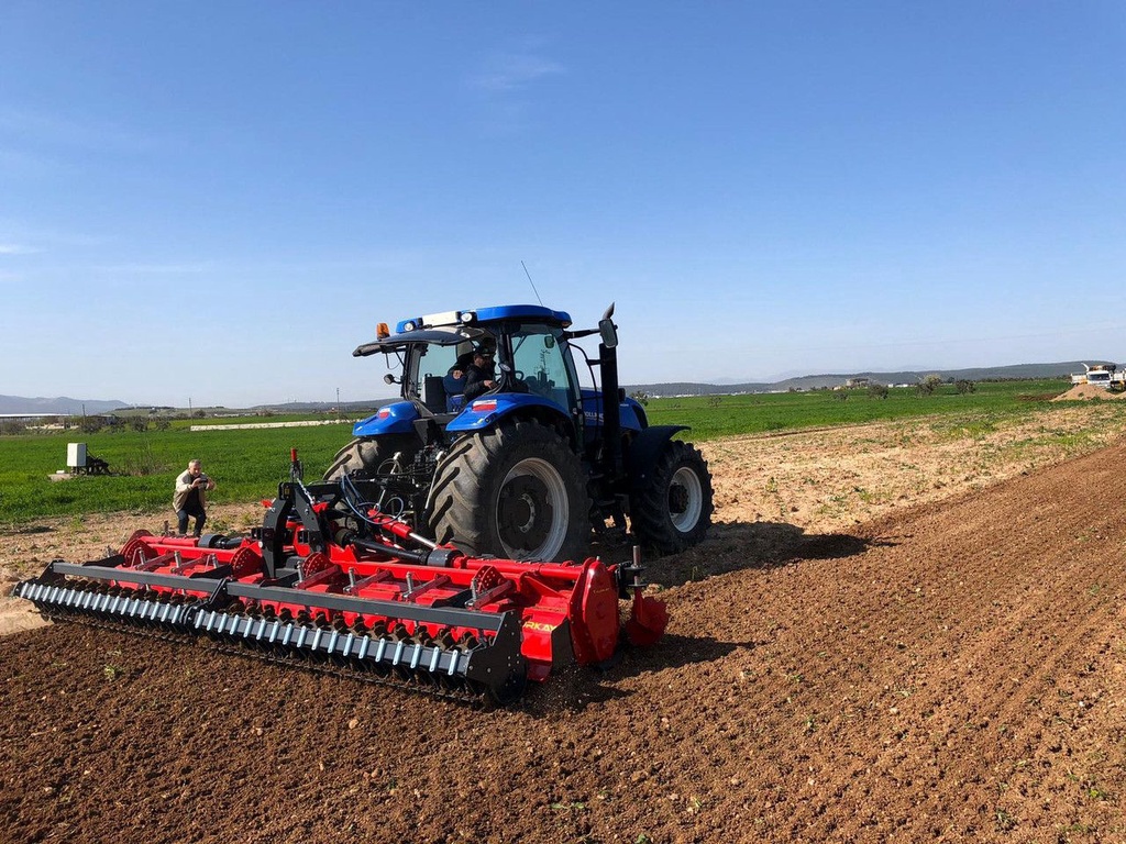 PTO MINOS frees tot 250 pk werkt op pto 540 en 1000 2.5 2.75 3 en 6 meter frees budget prijs