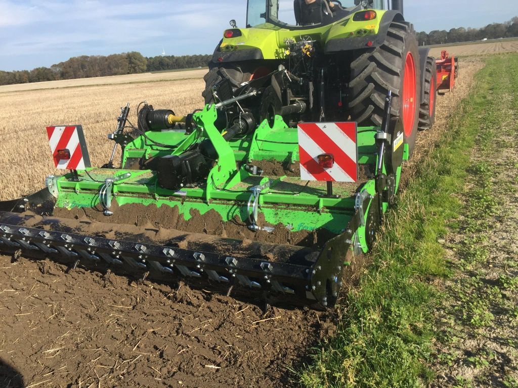 Diversen Farmtec roterende spitmachines nieuw en gebruikt