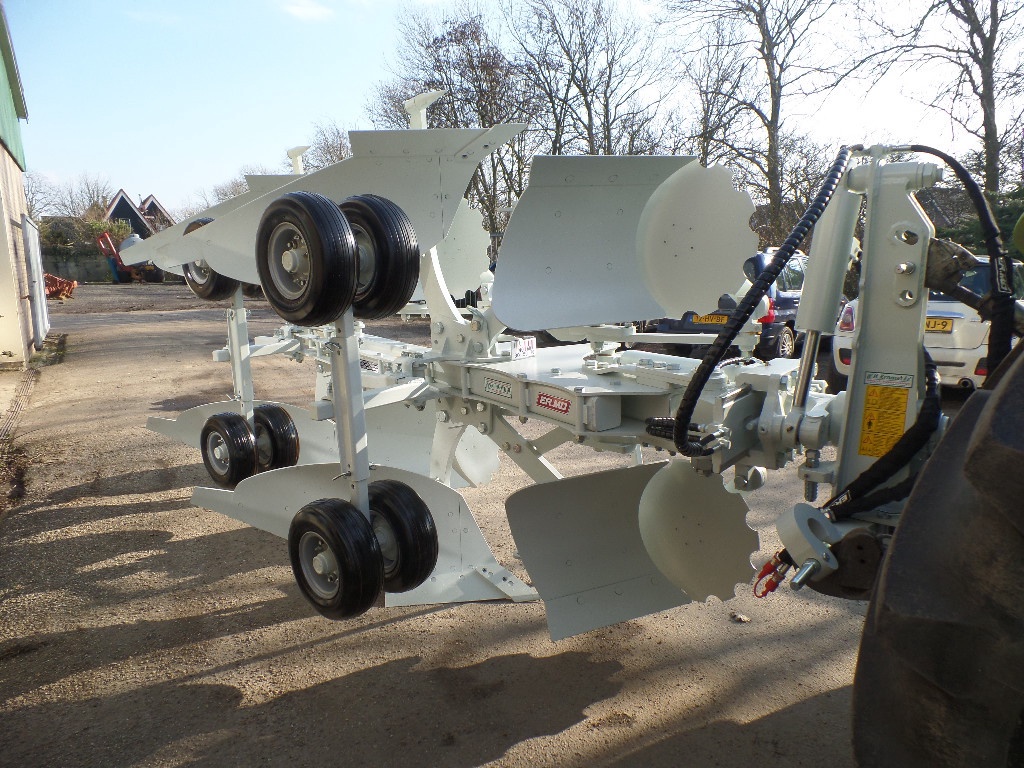 Kramer ERMO ploeg 2 fase tiger panter diepploeg