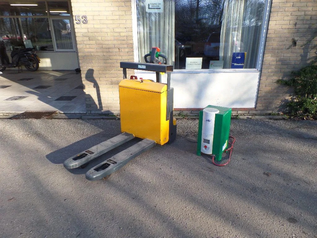 Jungheinrich ELE 16 palletwagen