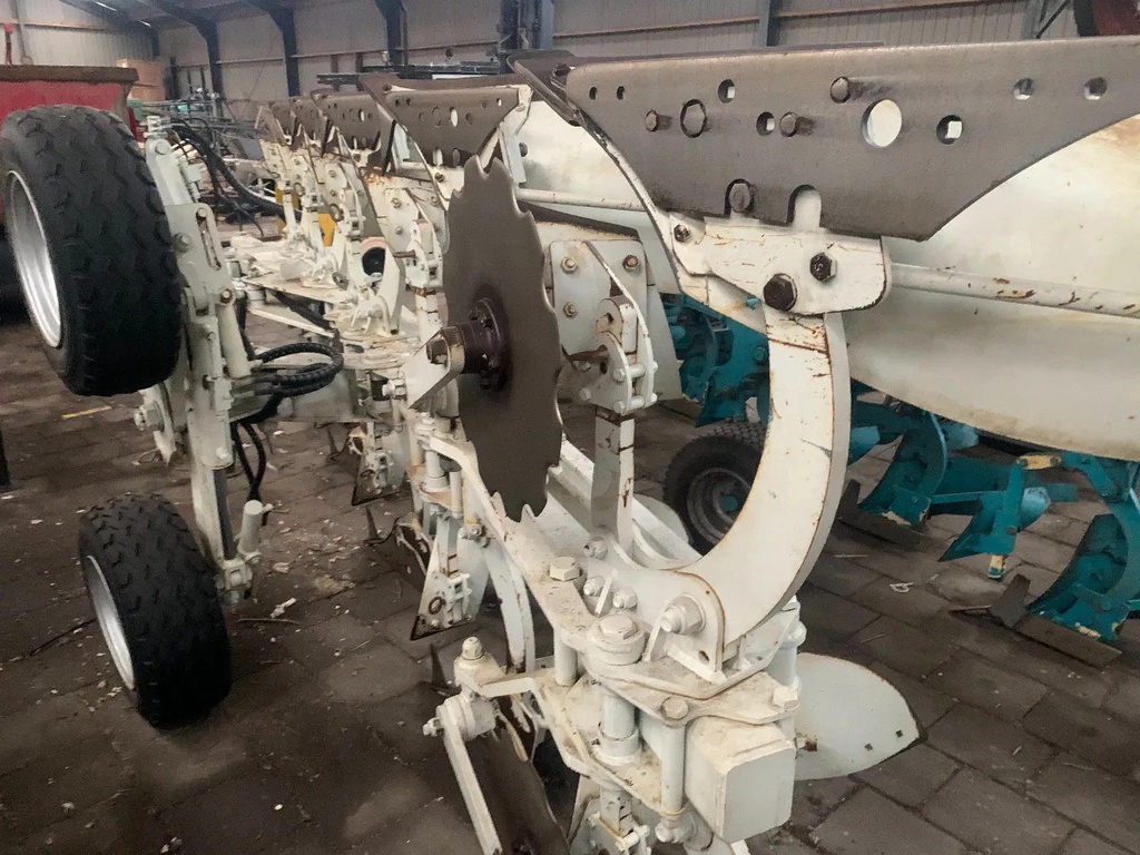 Kramer ERMO 5 schaar ploeg voor zware grond - 15 cm balk