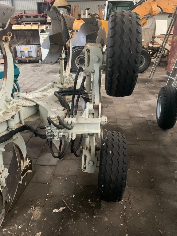 Kramer ERMO 5 schaar ploeg voor zware grond - 15 cm balk