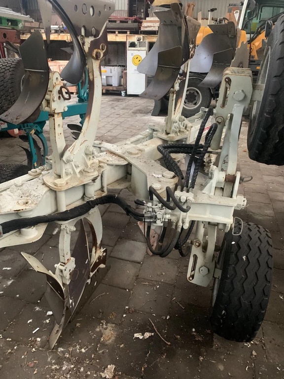 Kramer ERMO 5 schaar ploeg voor zware grond - 15 cm balk