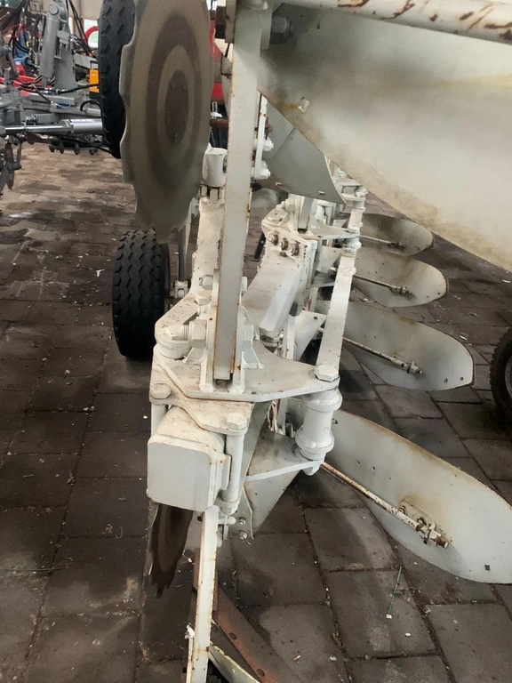 Kramer ERMO 5 schaar ploeg voor zware grond - 15 cm balk