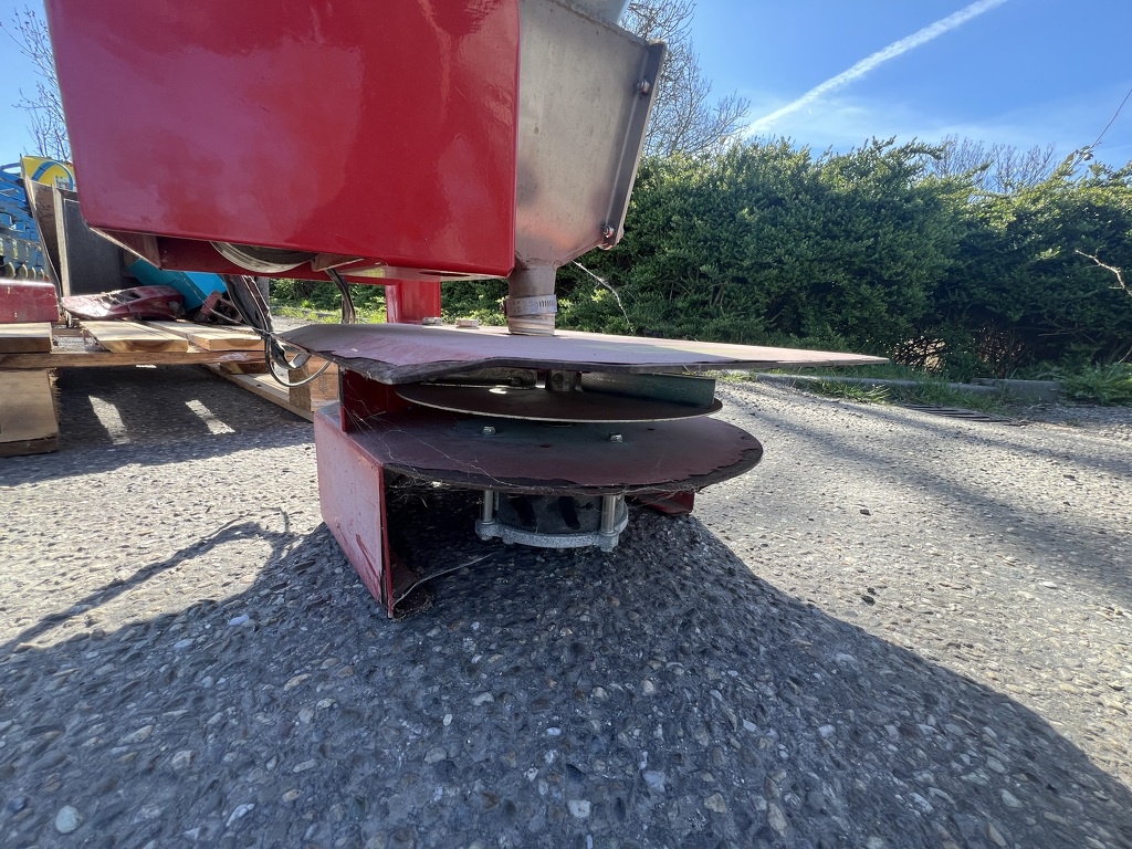 Europart Granulaat strooier