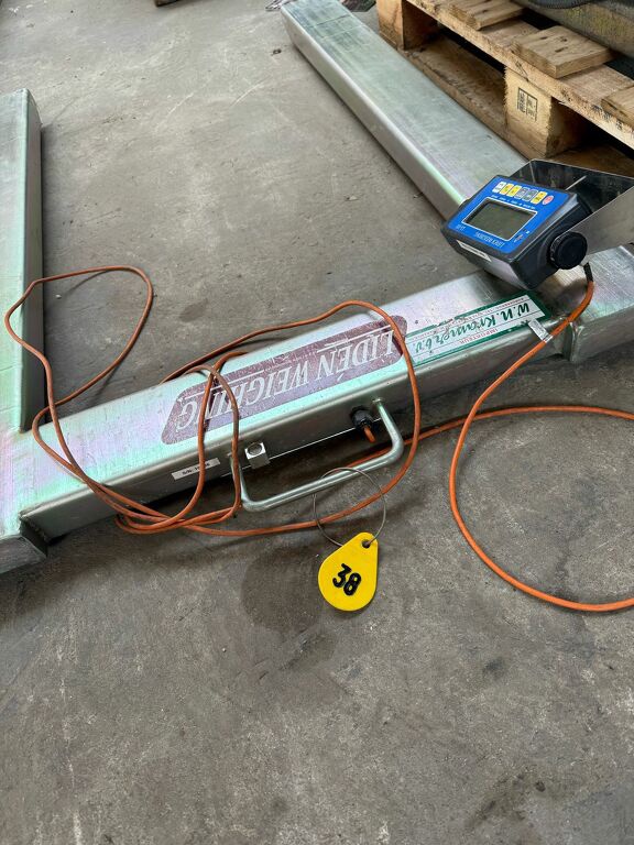 Liden weighing U weger met display
