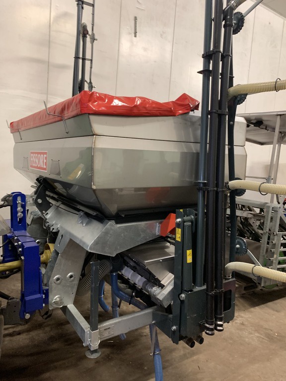 Kramer KALK strooier FISSORE tot maximaal 10 meter breed kalk strooien