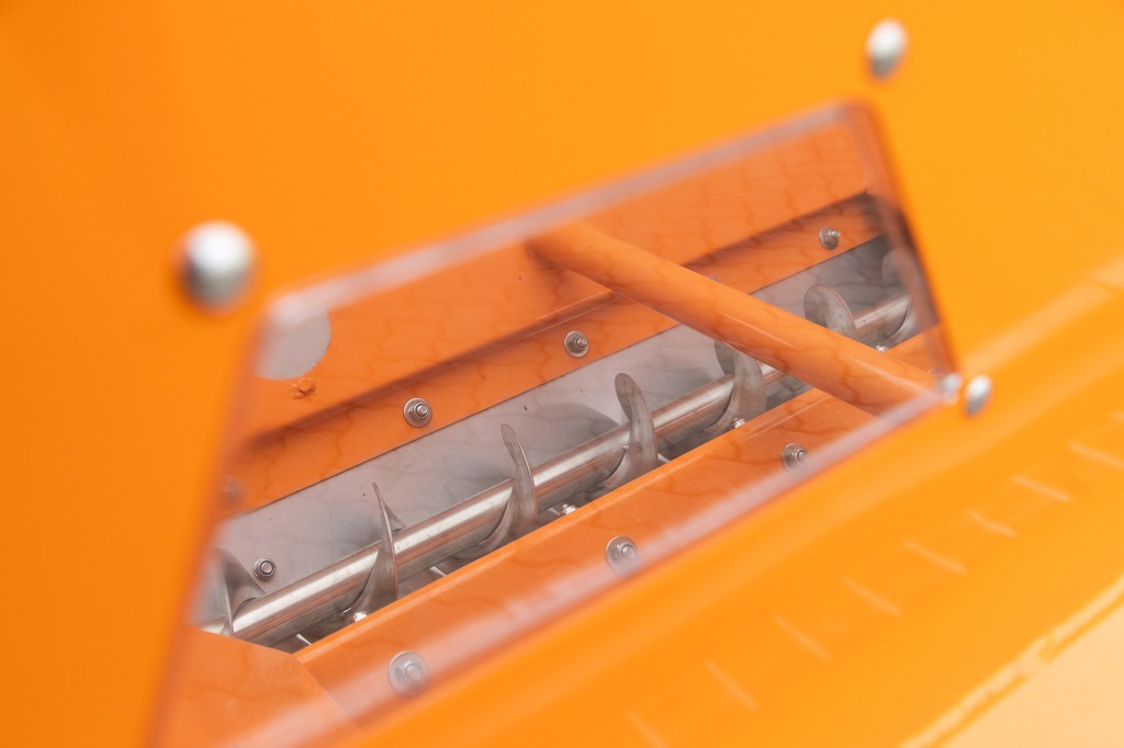 Kramer KALK strooier FISSORE tot maximaal 10 meter breed kalk strooien