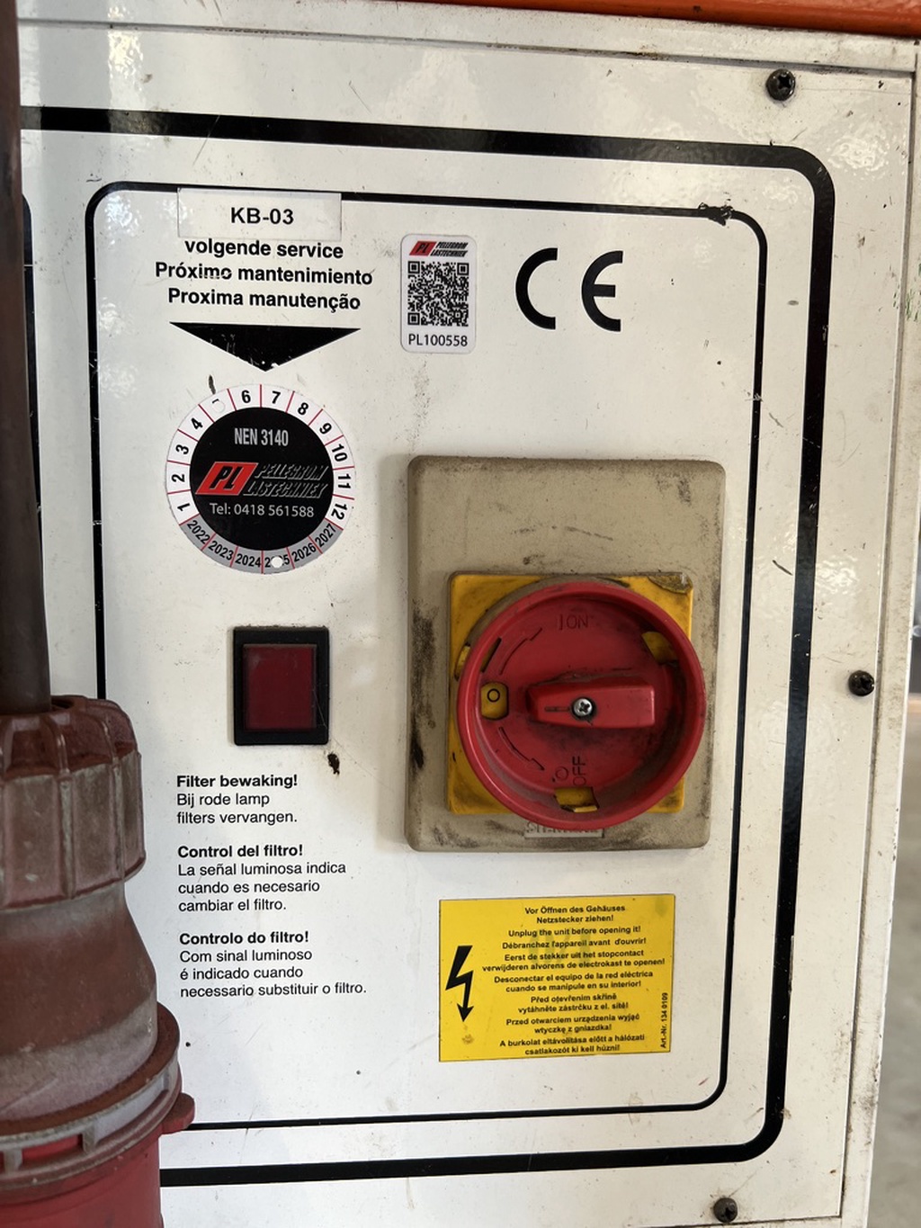 Mobiele afzuiginstallatie voor las en slijpwerkzaamheden