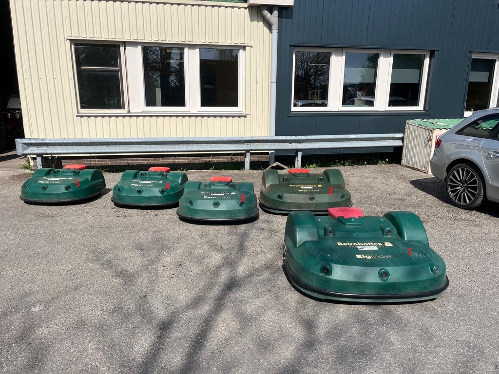 Gebruikte BELROBOTICS robotmaaiers met laadstation - USED BELROBOTICS - export - 20 ha