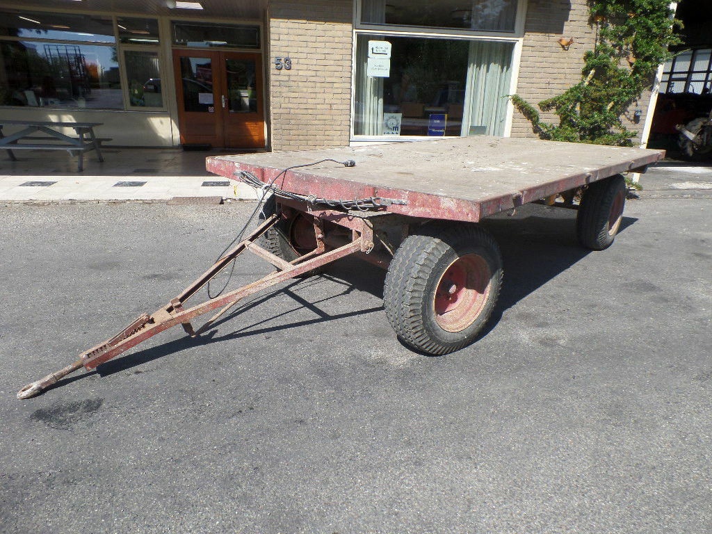 Landbouwwagen 4x2 meter