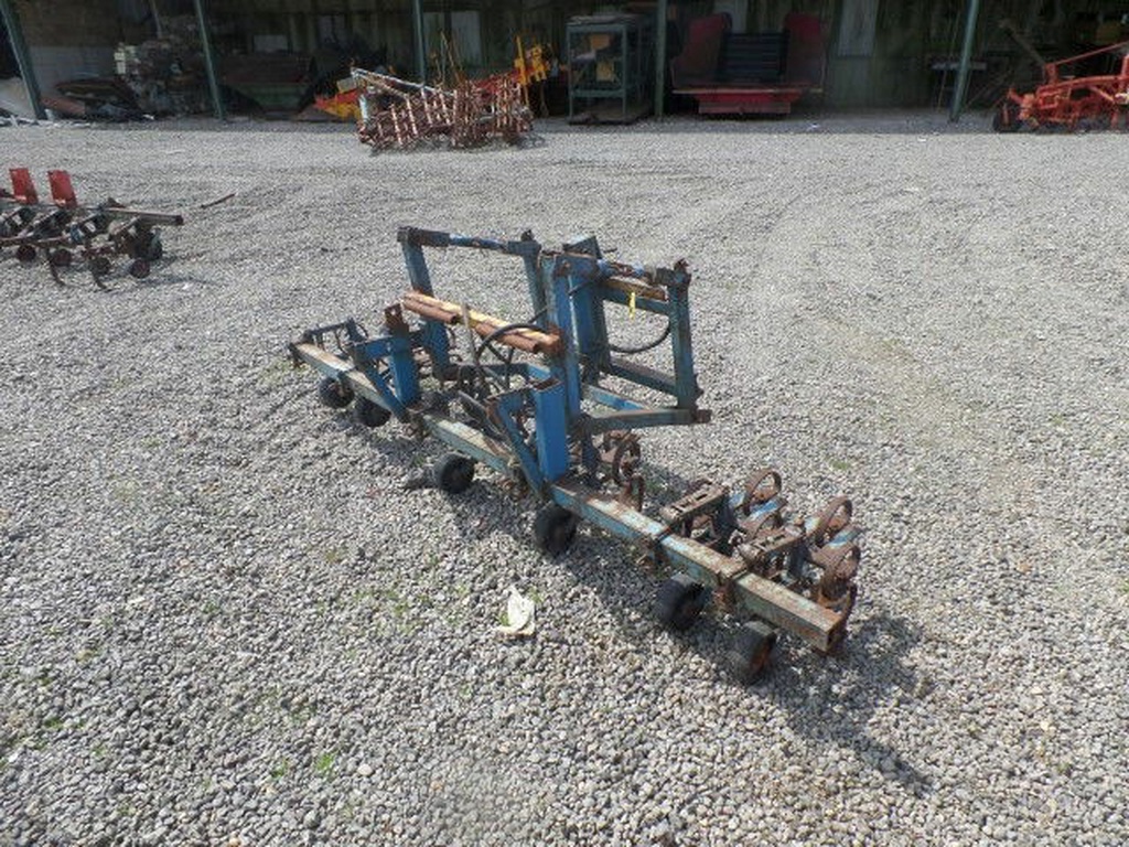 Schoffelmachine frontaanbouw