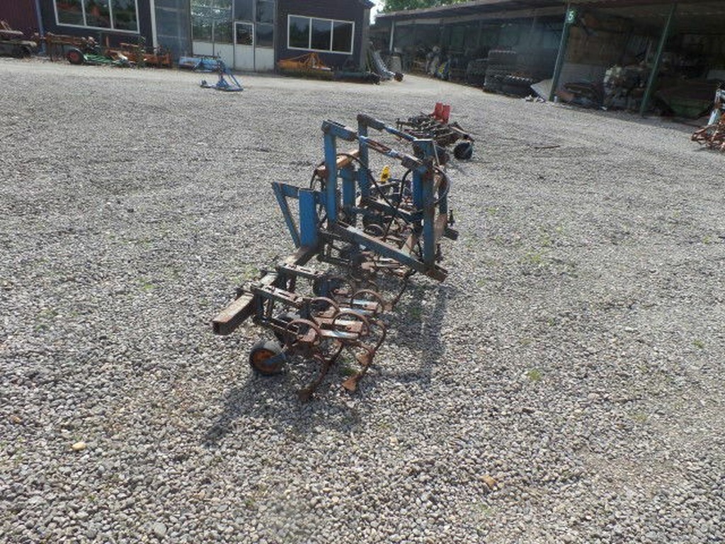 Schoffelmachine frontaanbouw