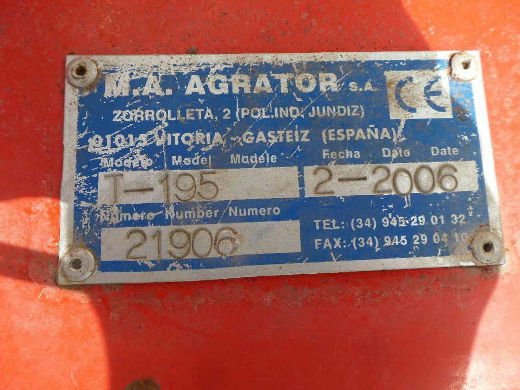 Agrator T-195