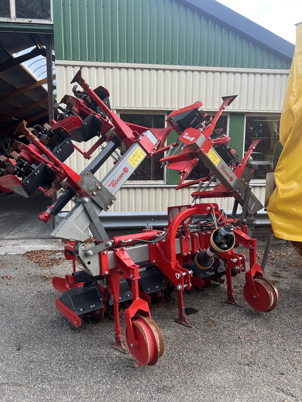 KRAMER MINOS bakjes frees rijenfrees opklapbaar  4.8 meter breed 7 stuks met aanaarders