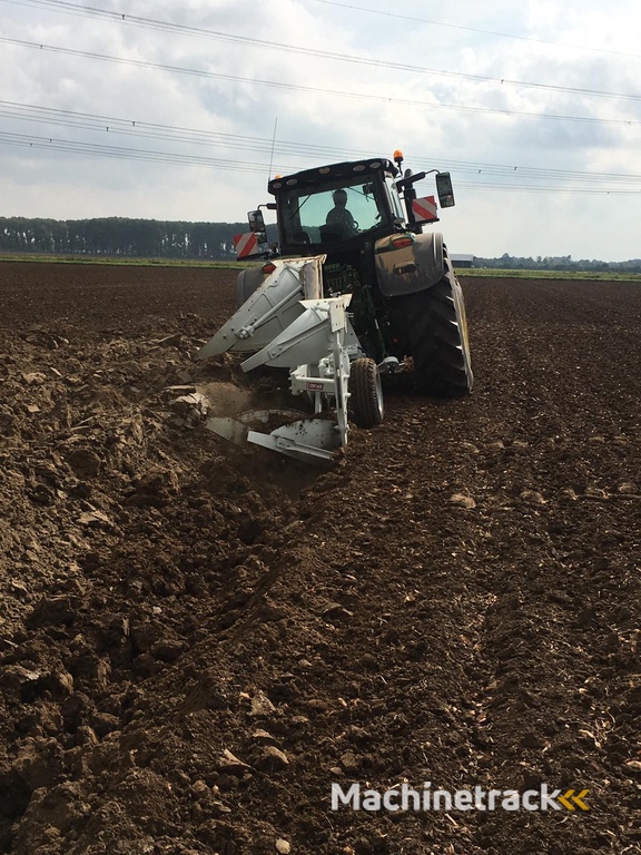 Kramer ERMO Diepploeg kramer ermo 1 schaar of meer demo beschikbaar diepploeg onland en in de veur
