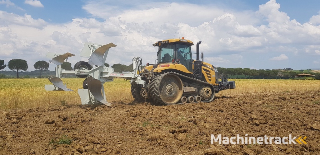 Kramer ERMO Diepploeg kramer ermo 1 schaar of meer demo beschikbaar diepploeg onland en in de veur
