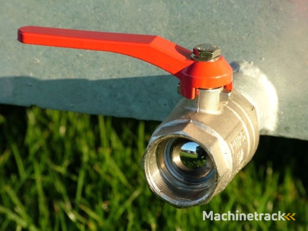 Waterbakken op zonne energie van 200 tot en met 90