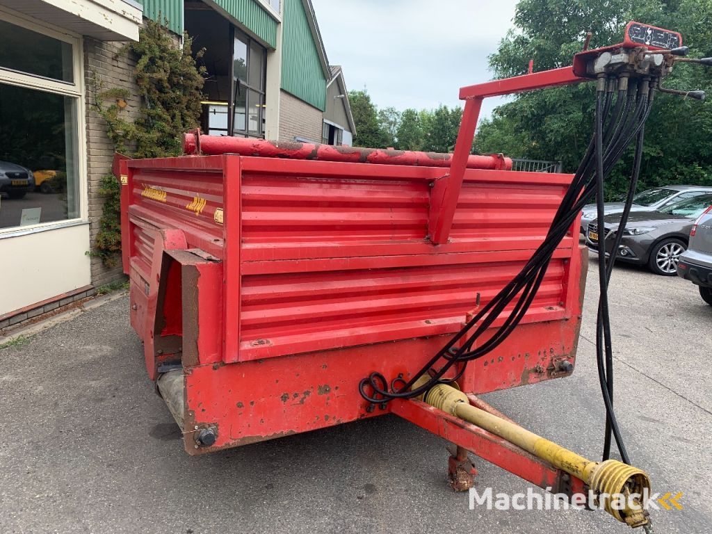 Schuitemaker Amigo 20 zelfladend en voordoseerband