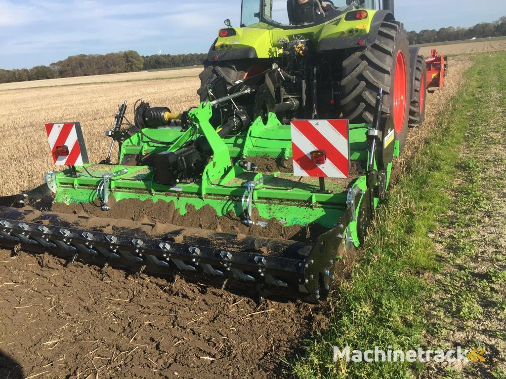 Diversen Farmtec roterende spitmachines nieuw en gebruikt