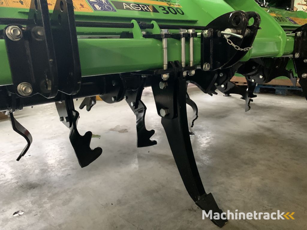 Diversen Farmtec roterende spitmachines nieuw en gebruikt