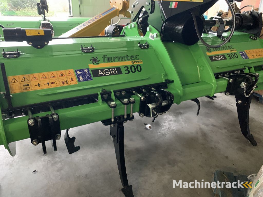 Diversen Farmtec roterende spitmachines nieuw en gebruikt