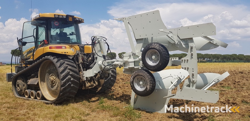 Kramer ERMO Diepploeg kramer ermo 1 schaar of meer demo beschikbaar diepploeg onland en in de veur