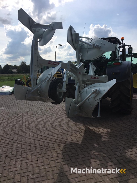 Kramer ERMO Diepploeg kramer ermo 1 schaar of meer demo beschikbaar diepploeg onland en in de veur