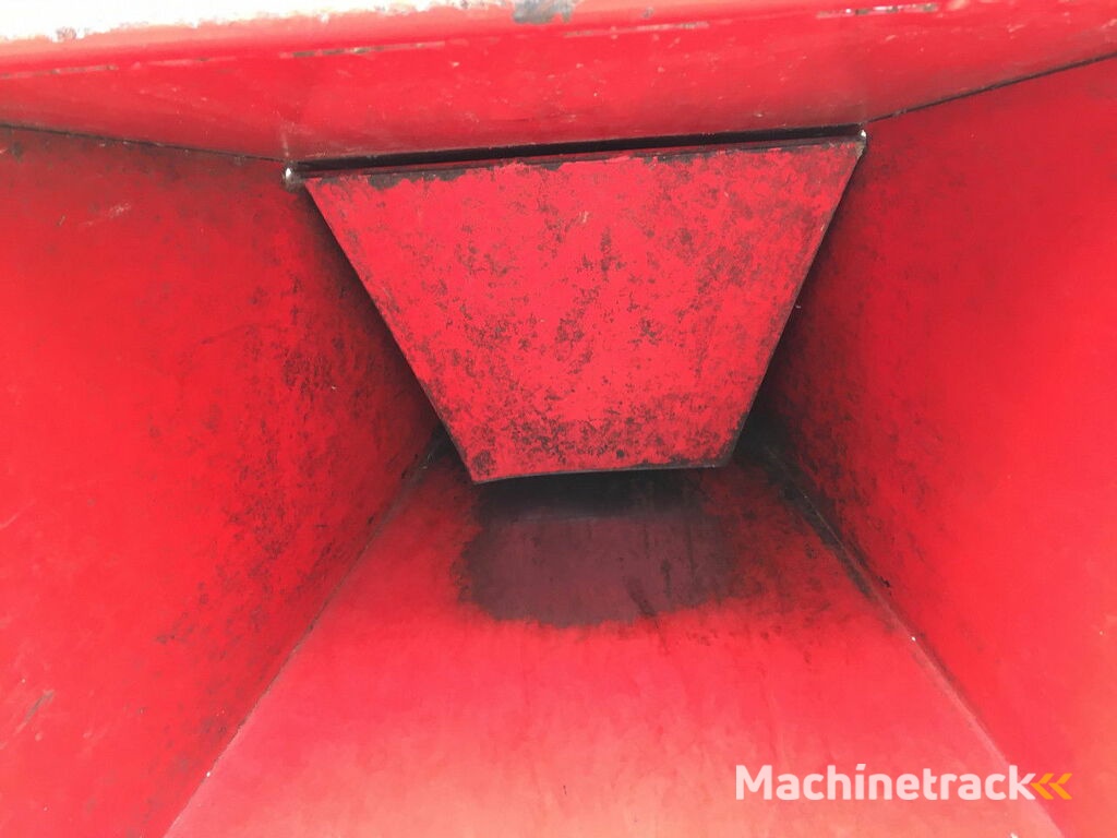 Junkkari HJ5 M takkenversnipperaar