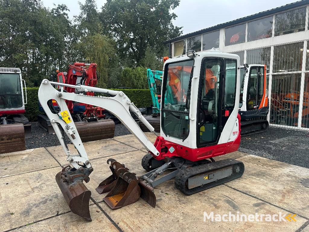 Takeuchi TB 216
