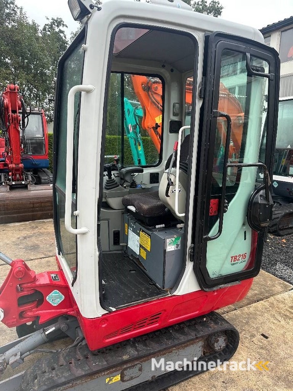 Takeuchi TB 216