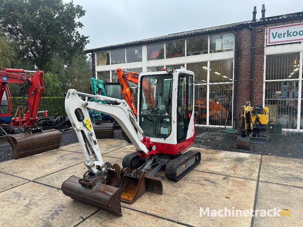 Takeuchi TB 216