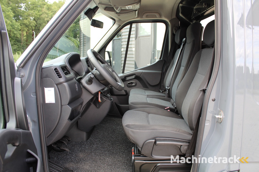 Renault Master T35 2.3 dCi 180Pk L2H2 | Foodtruck/Verkoopwagen