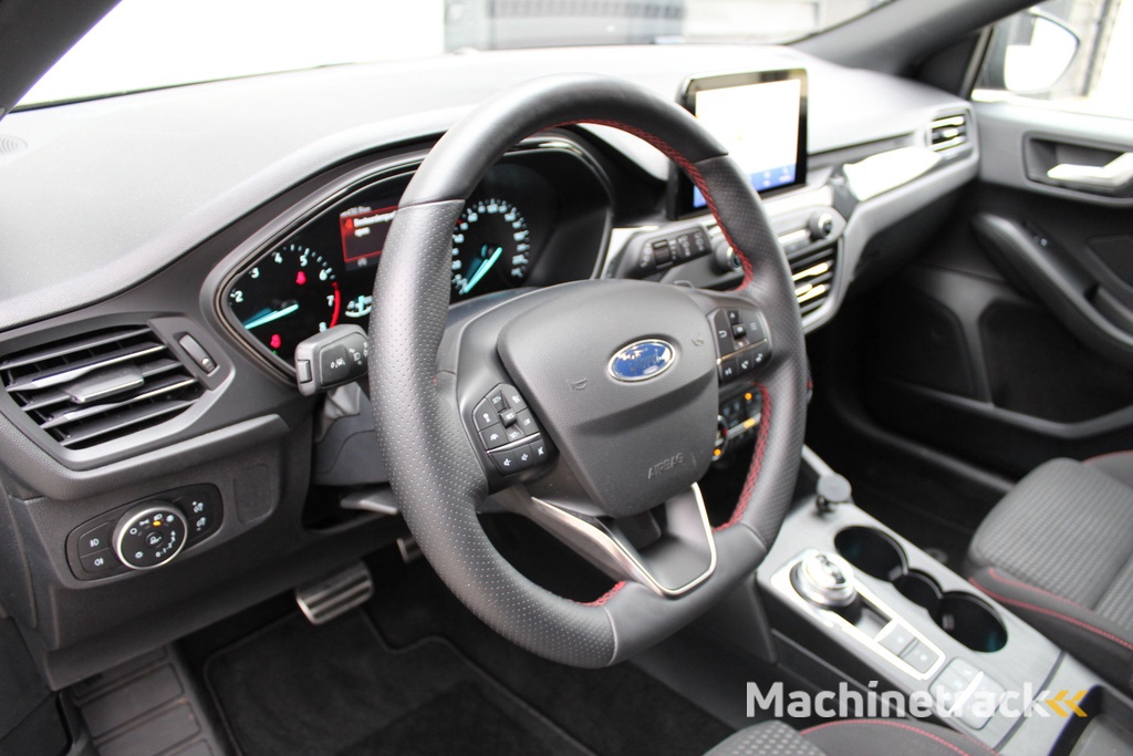 Ford Focus Wagon 1.0 EcoBoost ST Line X Business | automaat | LED | Winterpakket