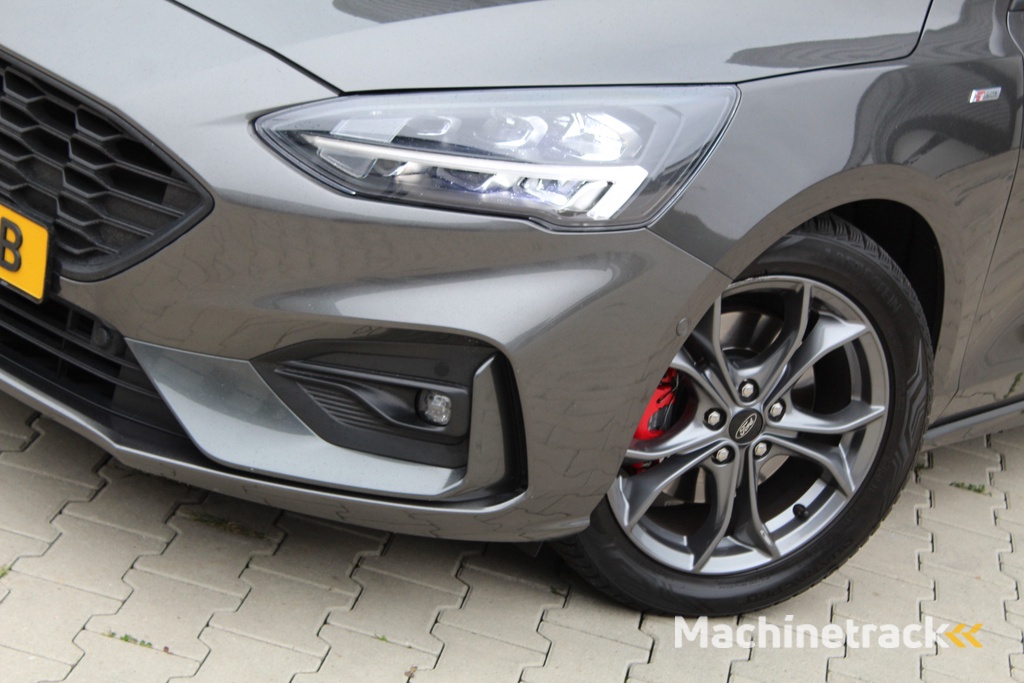 Ford Focus Wagon 1.0 EcoBoost ST Line X Business | automaat | LED | Winterpakket