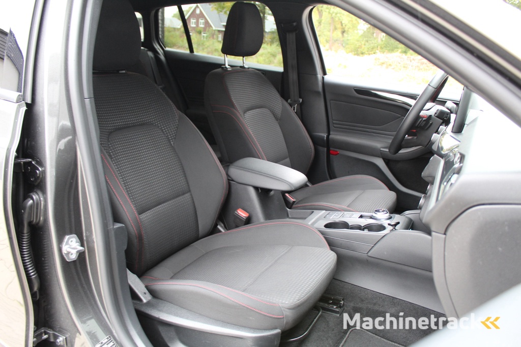 Ford Focus Wagon 1.0 EcoBoost ST Line X Business | automaat | LED | Winterpakket