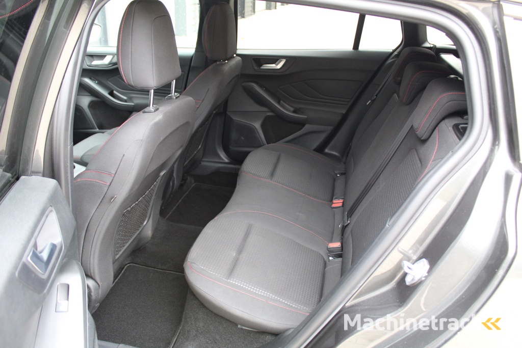 Ford Focus Wagon 1.0 EcoBoost ST Line X Business | automaat | LED | Winterpakket