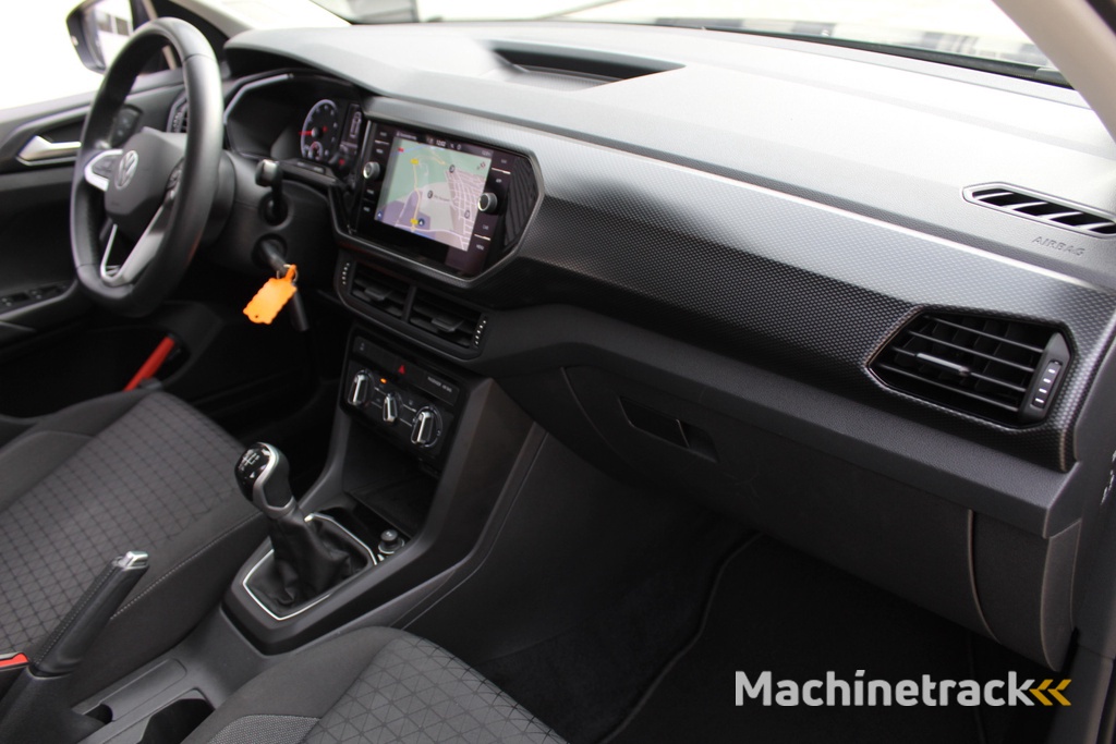 Volkswagen T-Cross 1.0 TSI Life | Dealer onderhouden | Apple carplay / Android auto