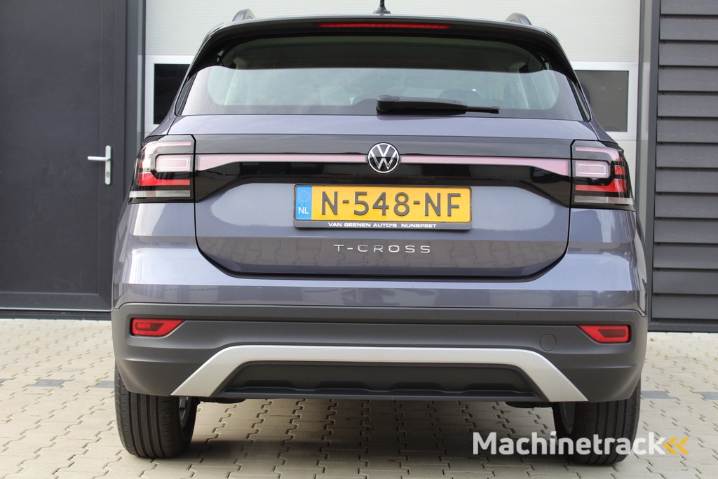 Volkswagen T-Cross 1.0 TSI Life | Dealer onderhouden | Apple carplay / Android auto