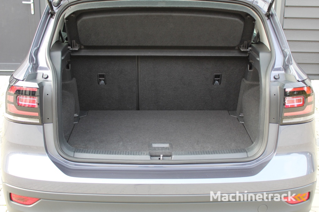 Volkswagen T-Cross 1.0 TSI Life | Dealer onderhouden | Apple carplay / Android auto